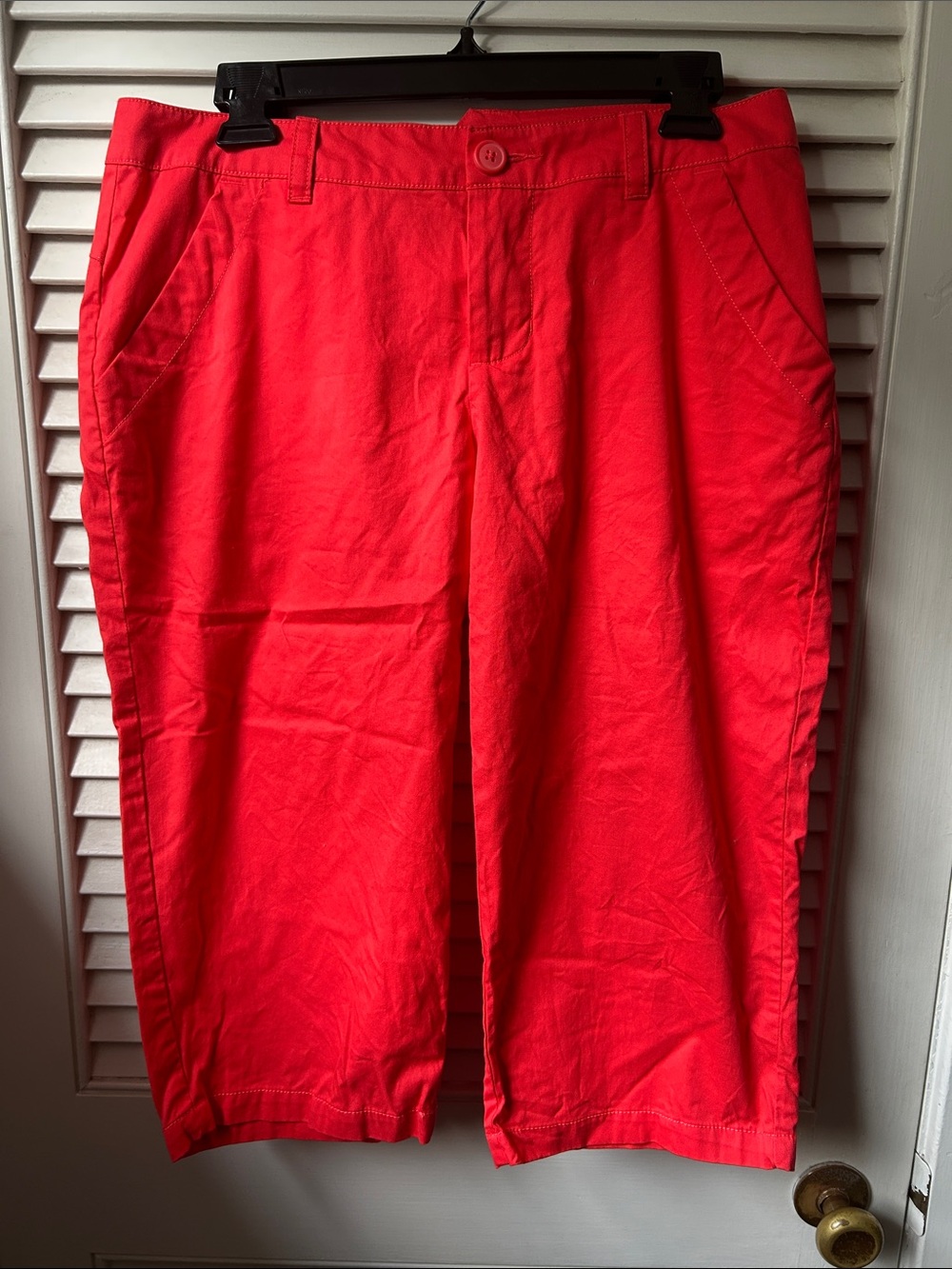 Columbia ladies dark orange capris.  Size 8